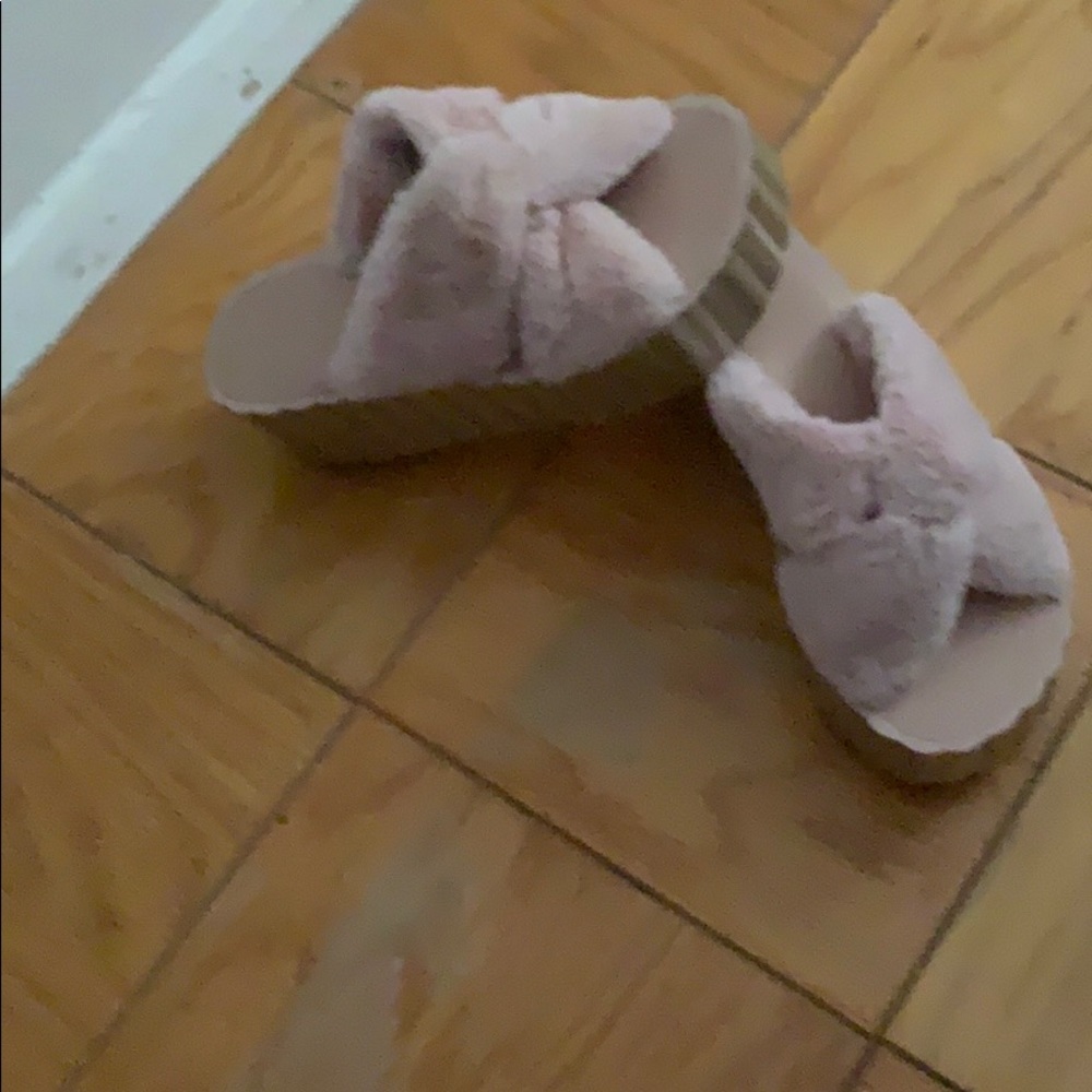 Sandals - Picture 4 of 4